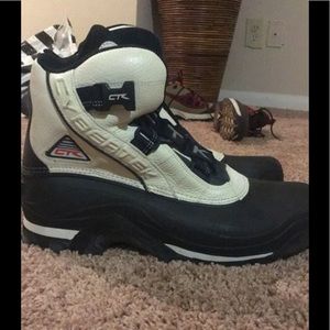 Cybertek outdoor boot